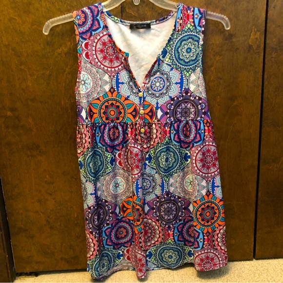 Colorful Top - Picture 2 of 6